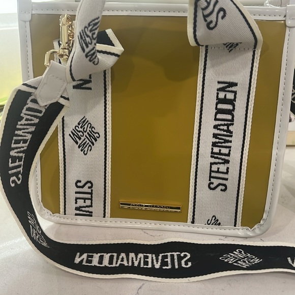 Steve Madden NWT Convertible Patent Tote Bag Purse - Picture 13 of 13